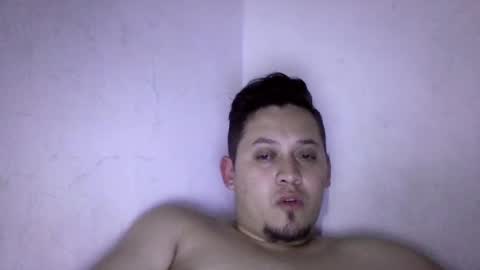 Snapshot of aaron1026a chatting on 01/17/25, 01:25 Liamaten online show from 01/17/25, 01:25