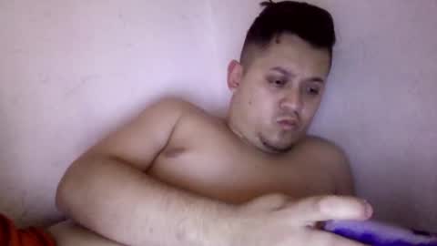 Snapshot of aaron1026a chatting on 02/09/25, 07:19 Liamaten online show from 02/09/25, 07:19