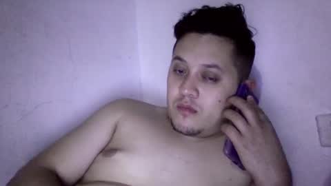 Snapshot of aaron1026a chatting on 02/15/25, 02:04 Liamaten online show from 02/15/25, 02:04