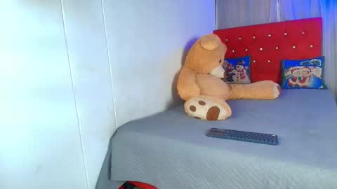 Aaron y Antonella online show from 09/21/25, 08:43