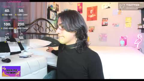 Aaron  online show from 11/08/25, 11:14