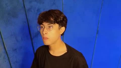 Aaron Ezequiel online show from 11/01/25, 10:12