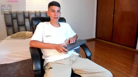 Aaron online show from 03/20/26, 08:14