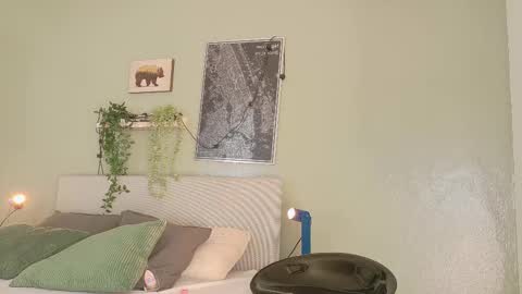 AARON  online show from 09/11/25, 09:26