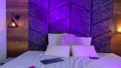 AARON  online show from 10/14/25, 08:09