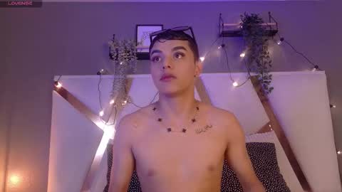 AARON  online show from 10/15/25, 07:36