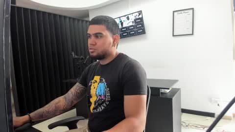 ig aaron hunter123 online show from 04/10/26, 03:28