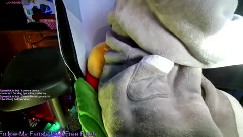 Aaron Skeetman online show from 12/22/25, 01:19