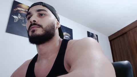 aaronteylor online show from 12/02/24, 09:28