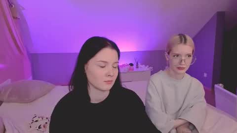 Fiona and Harry online show from 02/16/25, 05:59