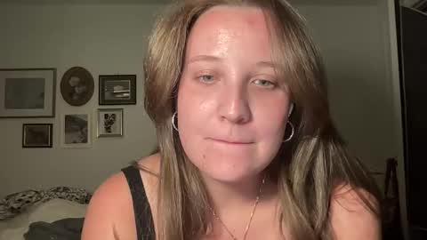 abbeytoocute online show from 03/24/26, 02:27