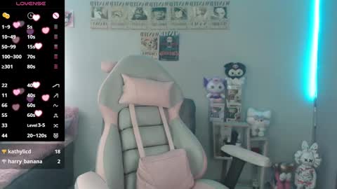 Snapshot of abbie_stone_ chatting on 12/27/24, 03:37 abbie 70OFF online show from 12/27/24, 03:37