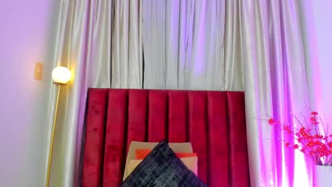 Abbie Joness online show from 09/26/25, 11:25