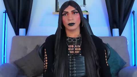 Abbigail Fuster  online show from 06/18/26, 12:09