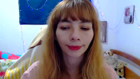 Snapshot of abbiwinter chatting on 03/11/26, 10:10 Abbi Winter online show from 03/11/26, 10:10