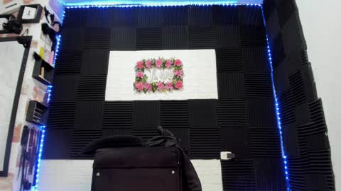 Snapshot of abby_connie chatting on 02/02/25, 08:46 Abby Connie online show from 02/02/25, 08:46