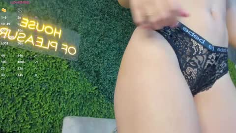 Snapshot of abby_me chatting on 02/10/25, 11:57 A B B Y online show from 02/10/25, 11:57