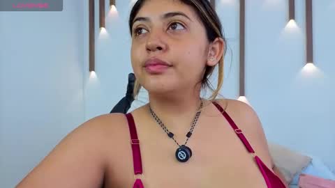 Abbygail online show from 12/05/25, 01:09