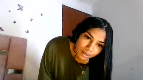 Snapshot of abby_moss_2 chatting on 07/06/26, 03:03 abby_moss_2 online show from 07/06/26, 03:03
