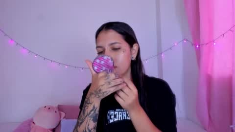 Snapshot of abby_rousee chatting on 09/30/25, 12:43 abby_rousee online show from 09/30/25, 12:43