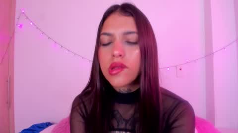 Snapshot of abby_rousee chatting on 10/11/25, 04:16 abby_rousee online show from 10/11/25, 04:16