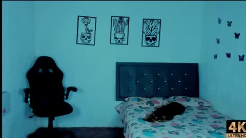 Snapshot of abby_sexygirl1 chatting on 11/09/25, 12:42 Abby online show from 11/09/25, 12:42