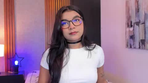 Snapshot of abby_sins chatting on 11/27/25, 08:00 Abby online show from 11/27/25, 08:00