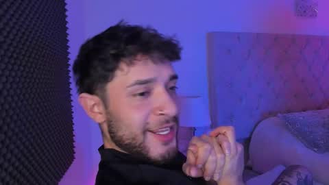 Snapshot of abbyandchris1 chatting on 12/21/25, 01:51 START TRANSMISSION ---- AM COLOMBIA TIME online show from 12/21/25, 01:51