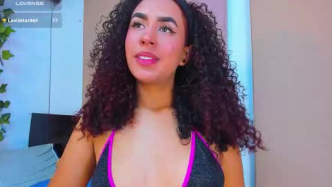 Snapshot of abbyblairs3 chatting on 11/28/25, 04:48 ---Abby--- online show from 11/28/25, 04:48