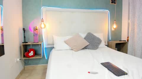 Abby Dixon  online show from 02/18/25, 03:42