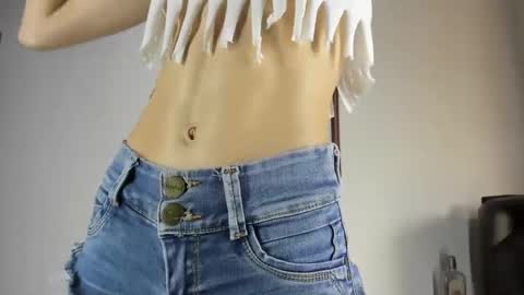 sara online show from 02/01/25, 08:47