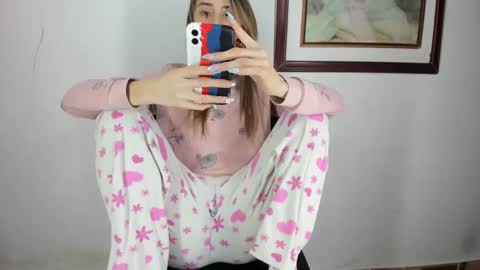 sara online show from 03/07/25, 06:46