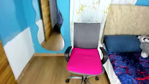 sara online show from 10/09/25, 05:38