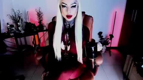 Abby online show from 03/06/25, 01:37