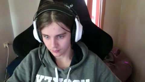 Snapshot of abbysal_blade chatting on 11/30/25, 05:55 abbysal_blade online show from 11/30/25, 05:55