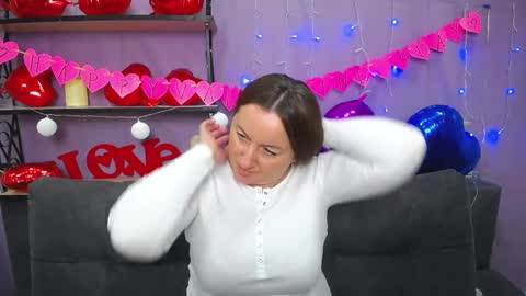 Snapshot of abbytaylorr chatting on 02/15/25, 01:38 abbytaylorr online show from 02/15/25, 01:38