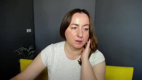 abbytaylorr online show from 11/02/25, 07:11