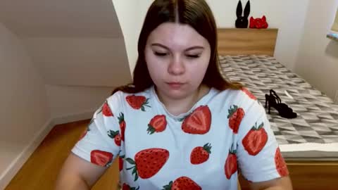 Snapshot of abbyvibe chatting on 11/27/25, 12:07 abbyvibe online show from 11/27/25, 12:07