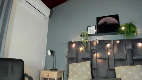 Snapshot of abbywathson chatting on 04/30/26, 11:38 A B B Y online show from 04/30/26, 11:38