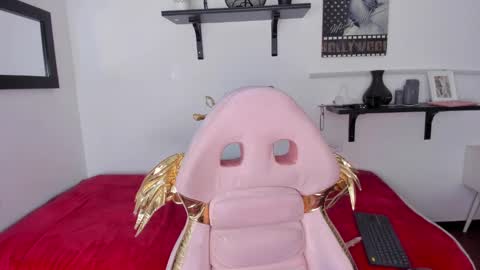 Snapshot of abbywaynee chatting on 01/05/25, 12:10 abby online show from 01/05/25, 12:10