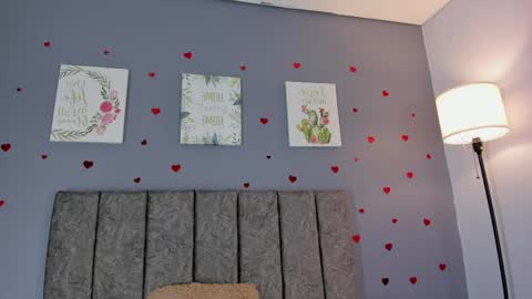 Snapshot of abbyy222 chatting on 05/19/26, 01:56 Abby online show from 05/19/26, 01:56