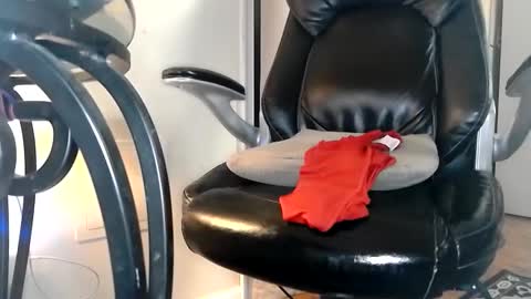 Snapshot of abe_froman2007 chatting on 11/29/25, 11:02 abe_froman2007 online show from 11/29/25, 11:02