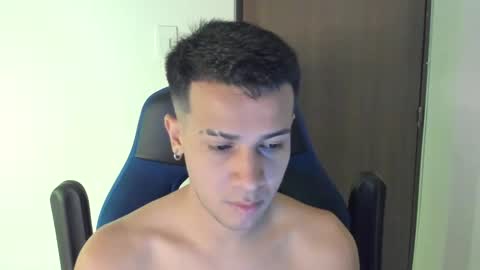 Snapshot of abelasburgo chatting on 12/01/24, 10:53 Independence model AbelAsburgo online show from 12/01/24, 10:53