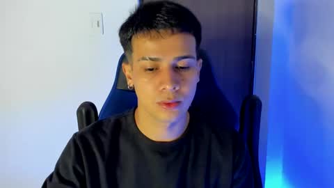 Snapshot of abelasburgo chatting on 01/15/25, 01:34 Independence model AbelAsburgo online show from 01/15/25, 01:34