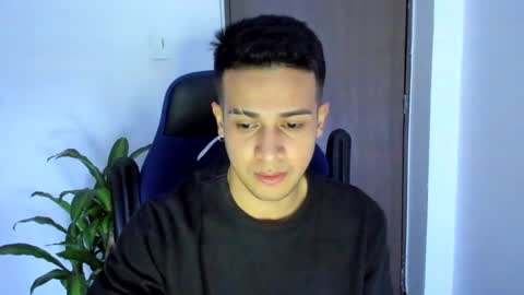 Snapshot of abelasburgo chatting on 03/11/25, 05:05 Independence model AbelAsburgo online show from 03/11/25, 05:05