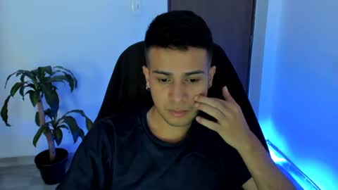 Snapshot of abelasburgo chatting on 10/11/25, 08:07 Independence model AbelAsburgo online show from 10/11/25, 08:07