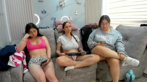 abella_as_ online show from 02/19/26, 05:09