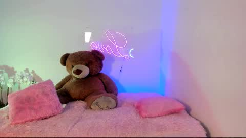  Abella and Kendra  online show from 02/13/25, 10:54