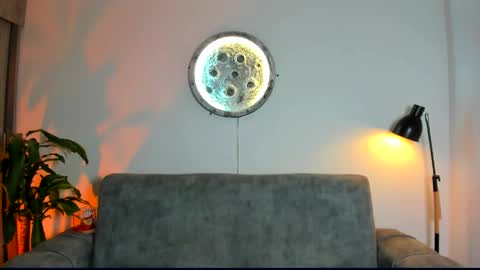  Abella and Kendra  online show from 04/06/26, 11:38