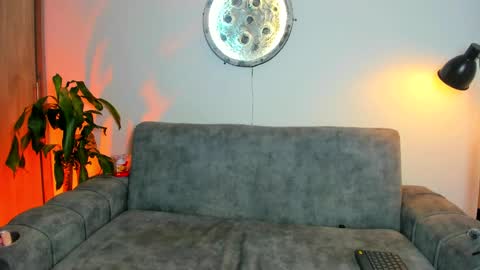 Snapshot of abellaconnor chatting on 05/17/26, 12:30 Abella and Kendra online show from 05/17/26, 12:30
